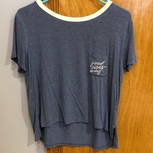 American Eagle “Good Vibes Only” Crop Top